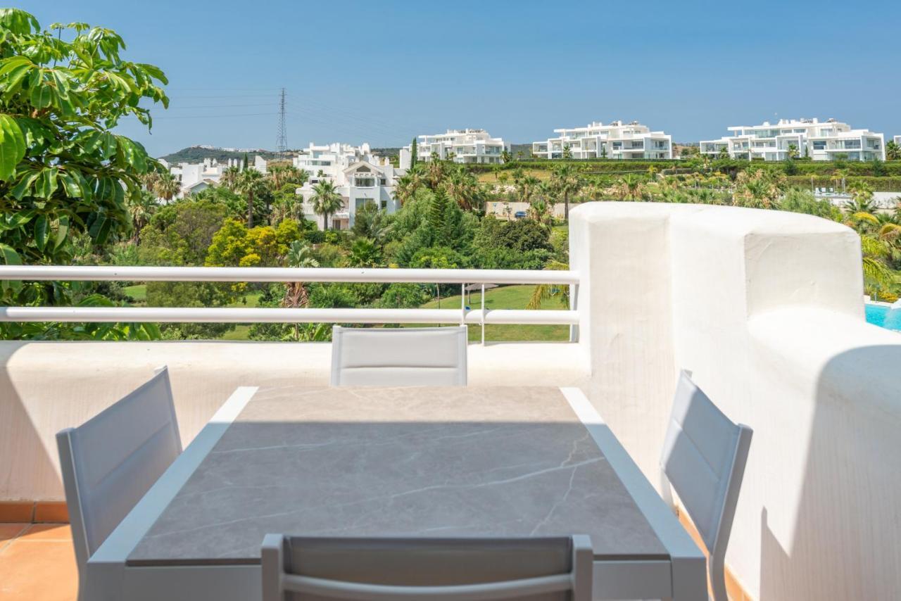 Alcazaba Lagoon 2425 Luxury Private Beach Естепона Екстериор снимка