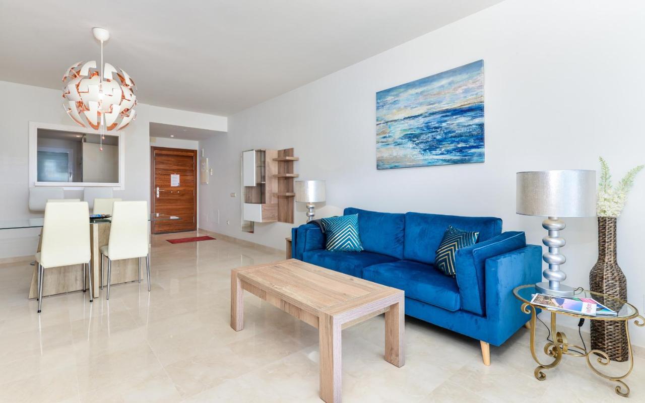 Alcazaba Lagoon 2425 Luxury Private Beach Естепона Екстериор снимка