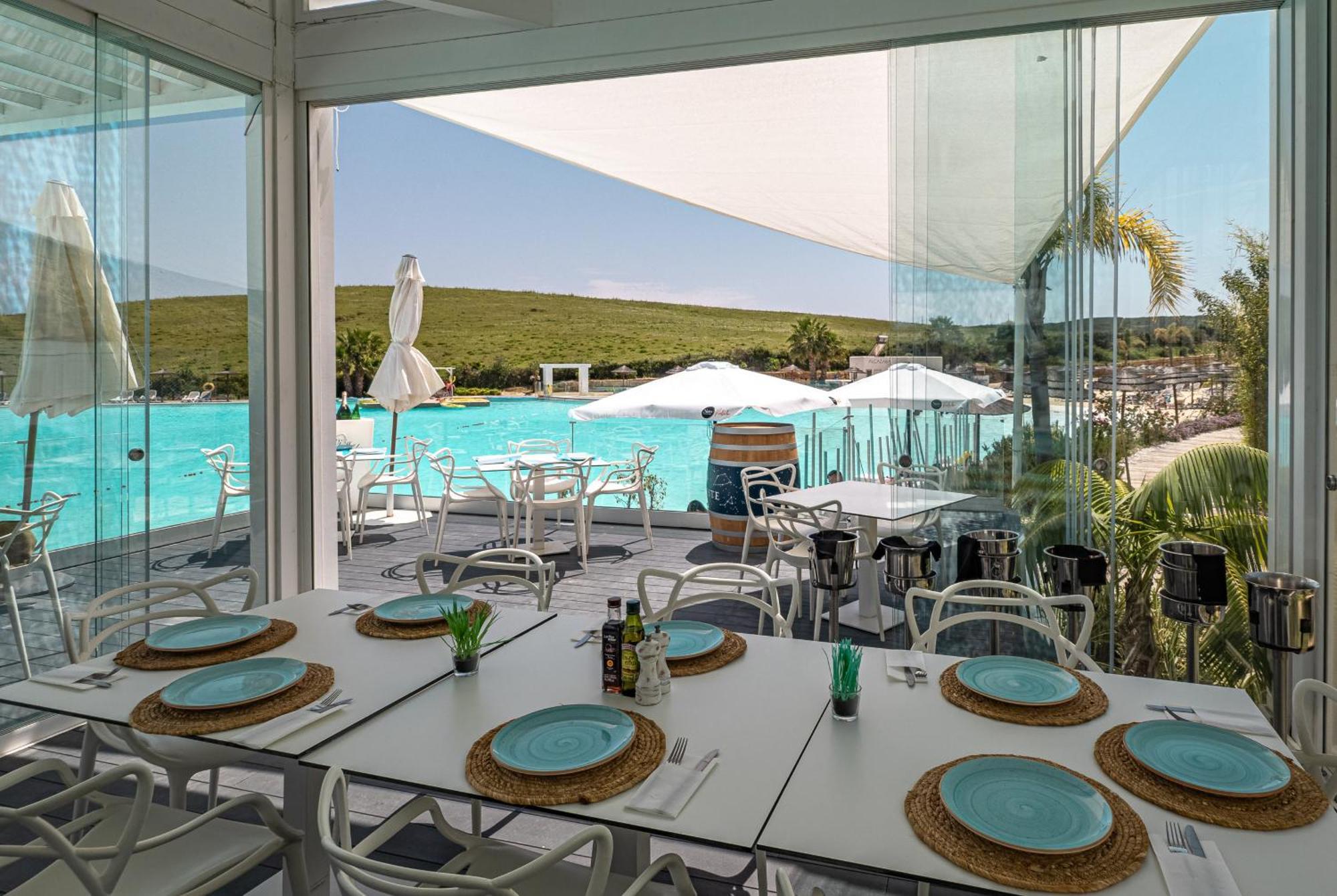 Alcazaba Lagoon 2425 Luxury Private Beach Естепона Екстериор снимка
